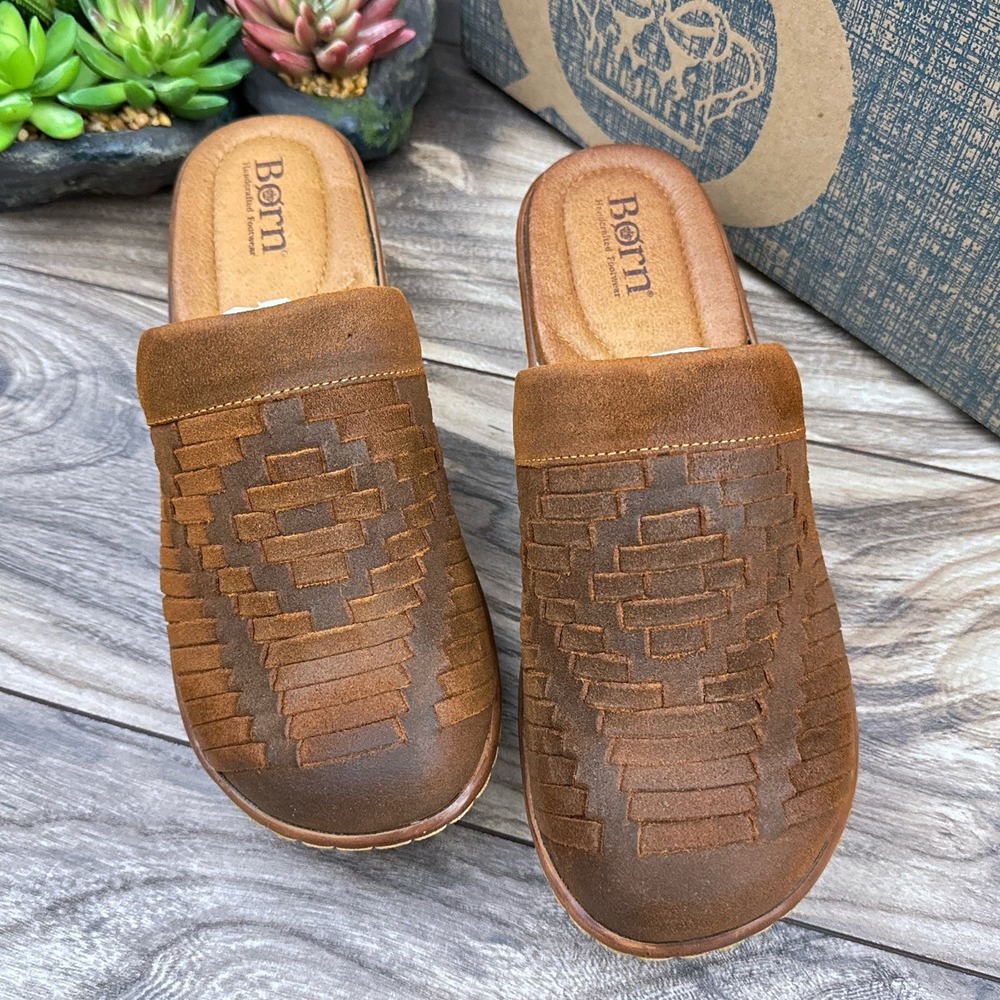 ❌SOLD❌NIB Born Yucatan 8M Brown Distressed Suede Huarache Woven Clogs Mules - Picture 2 of 11